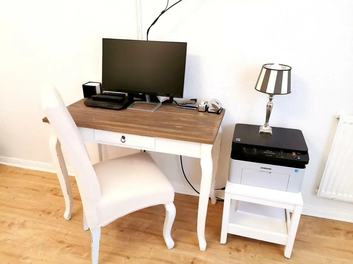 Kvh By Rockchair Apartments L Superhost Status L Boxspringbett Am Schloss Charlottenburg Welcomes You! Berlin 0*,  Deutschland